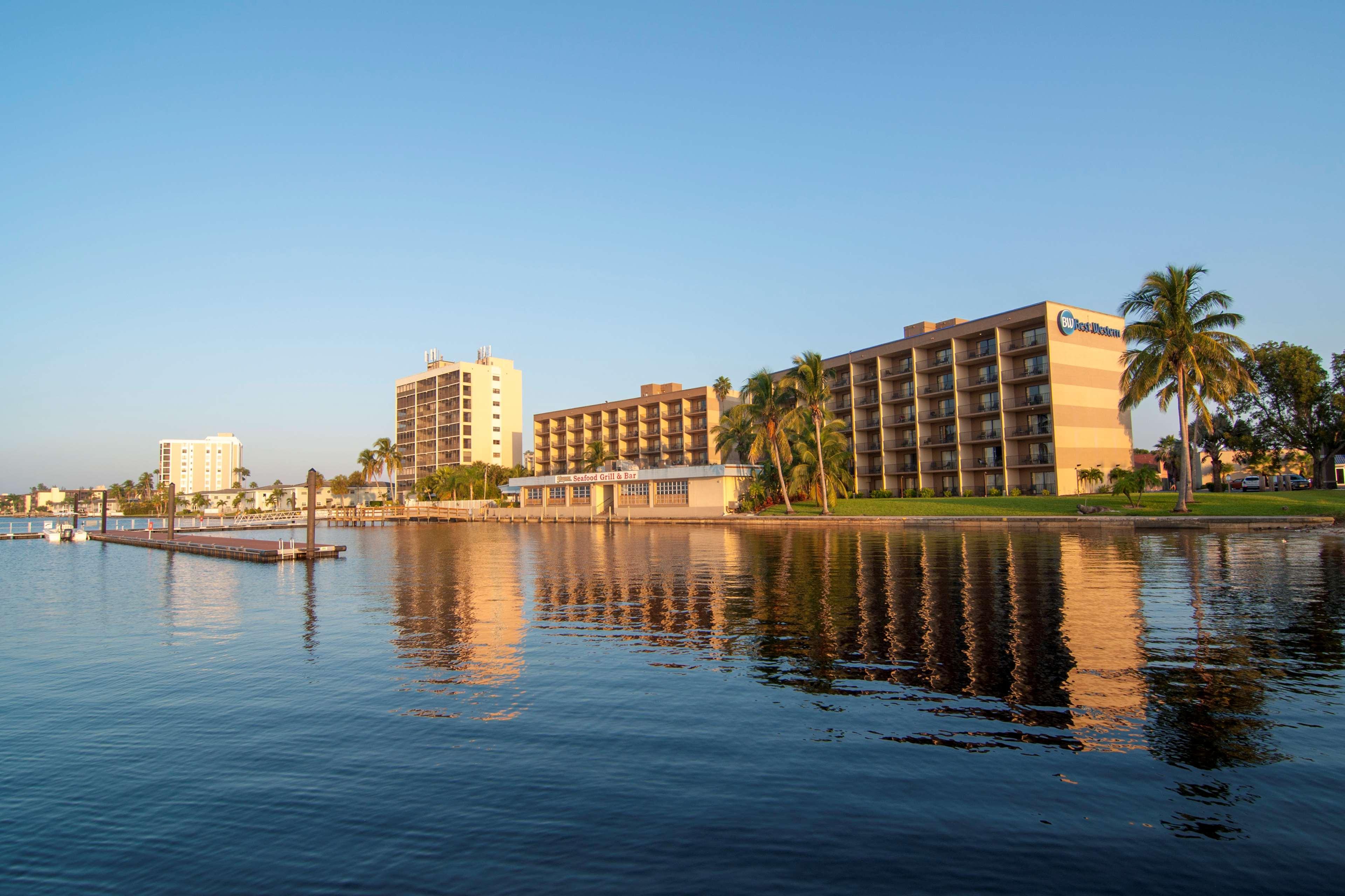 Best Western Fort Myers Waterfront North Fort Myers Bagian luar foto