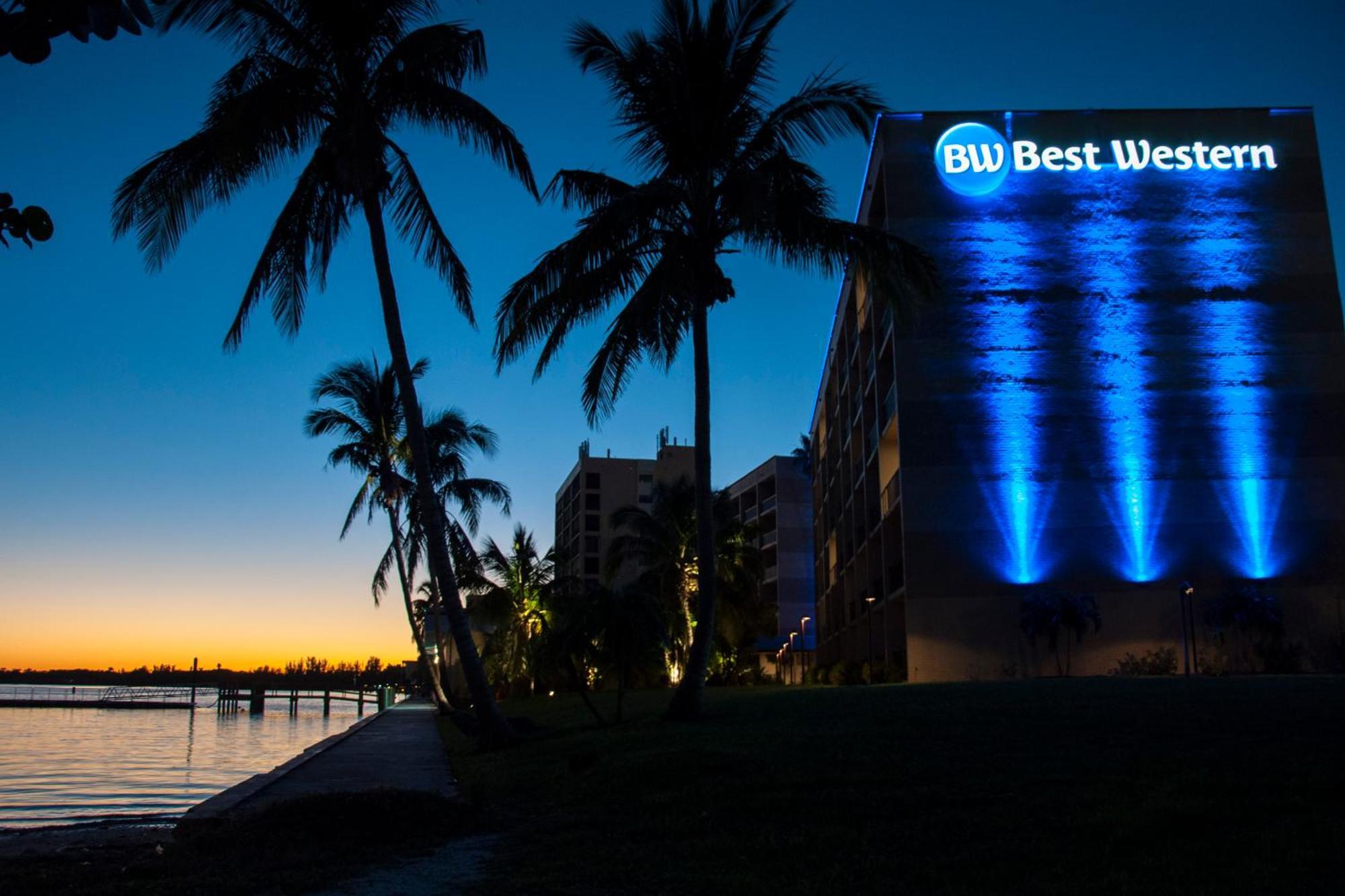 Best Western Fort Myers Waterfront North Fort Myers Bagian luar foto